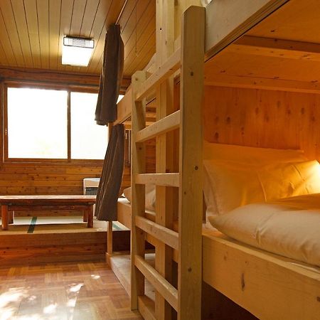 Niseko Backcountry Lodge Экстерьер фото