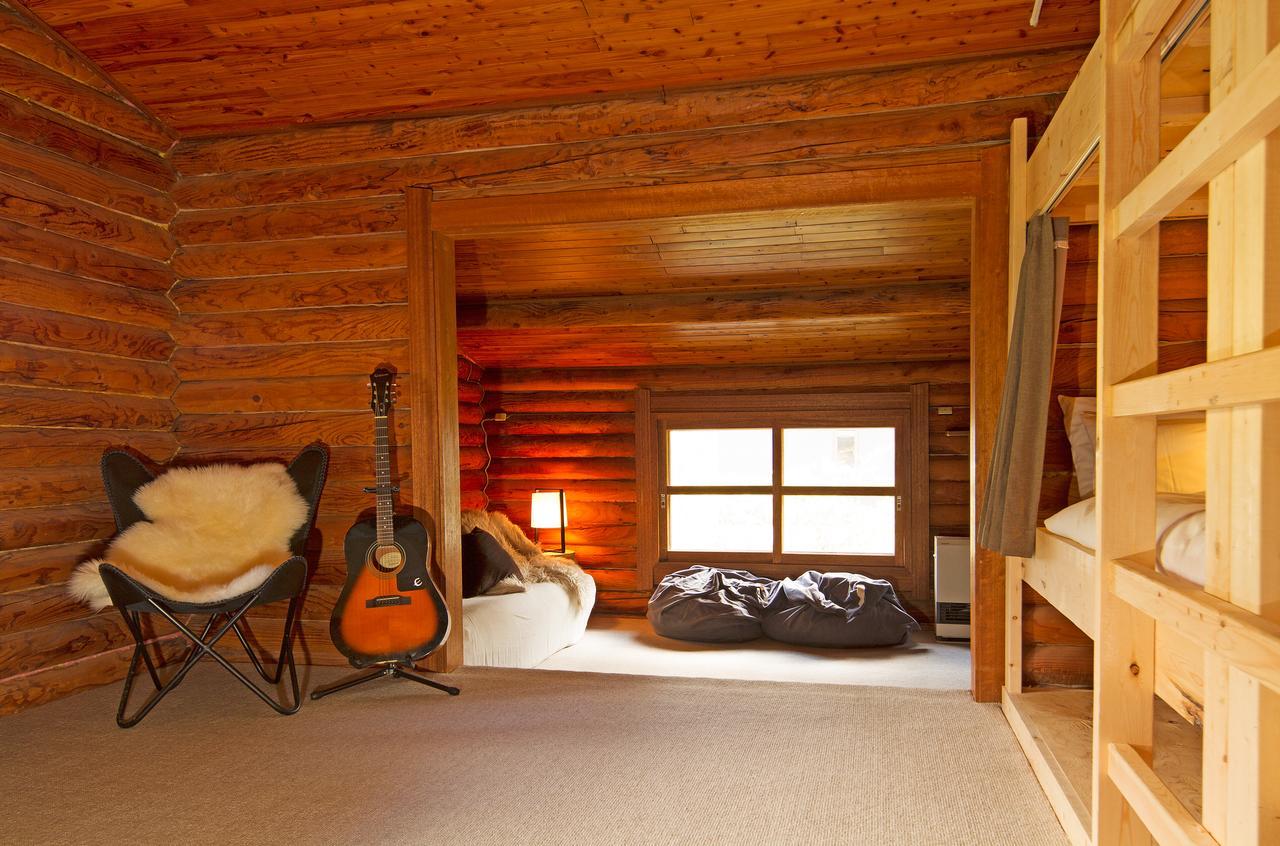 Niseko Backcountry Lodge Экстерьер фото